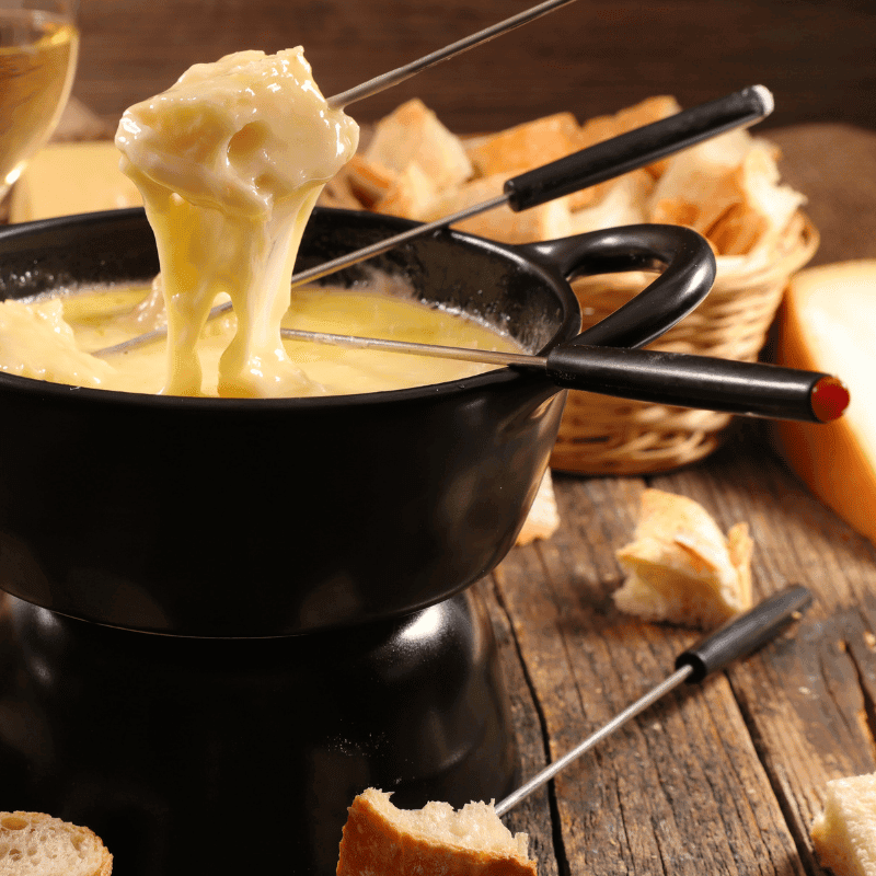 Fondue de queijo – Litoral Laticínios Fondue de queijo - Litoral Laticínios